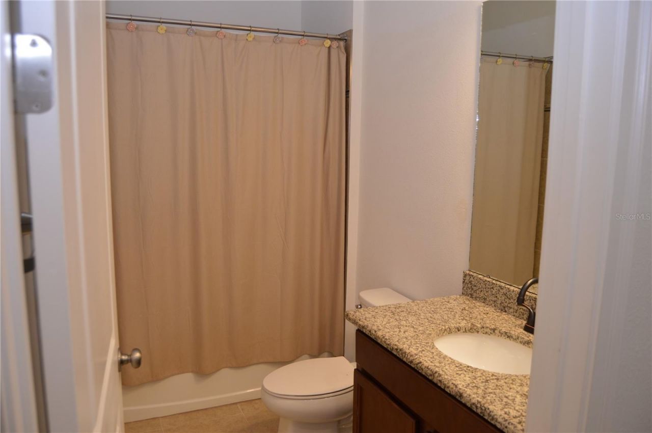 1214 Florablu Drive , Seffner, FL 33584 Photo