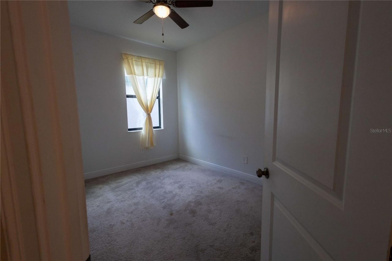 1214 Florablu Drive, Seffner, FL 33584 Photo