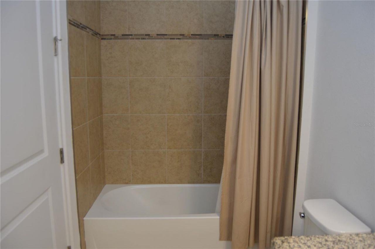 1214 Florablu Drive , Seffner, FL 33584 Photo