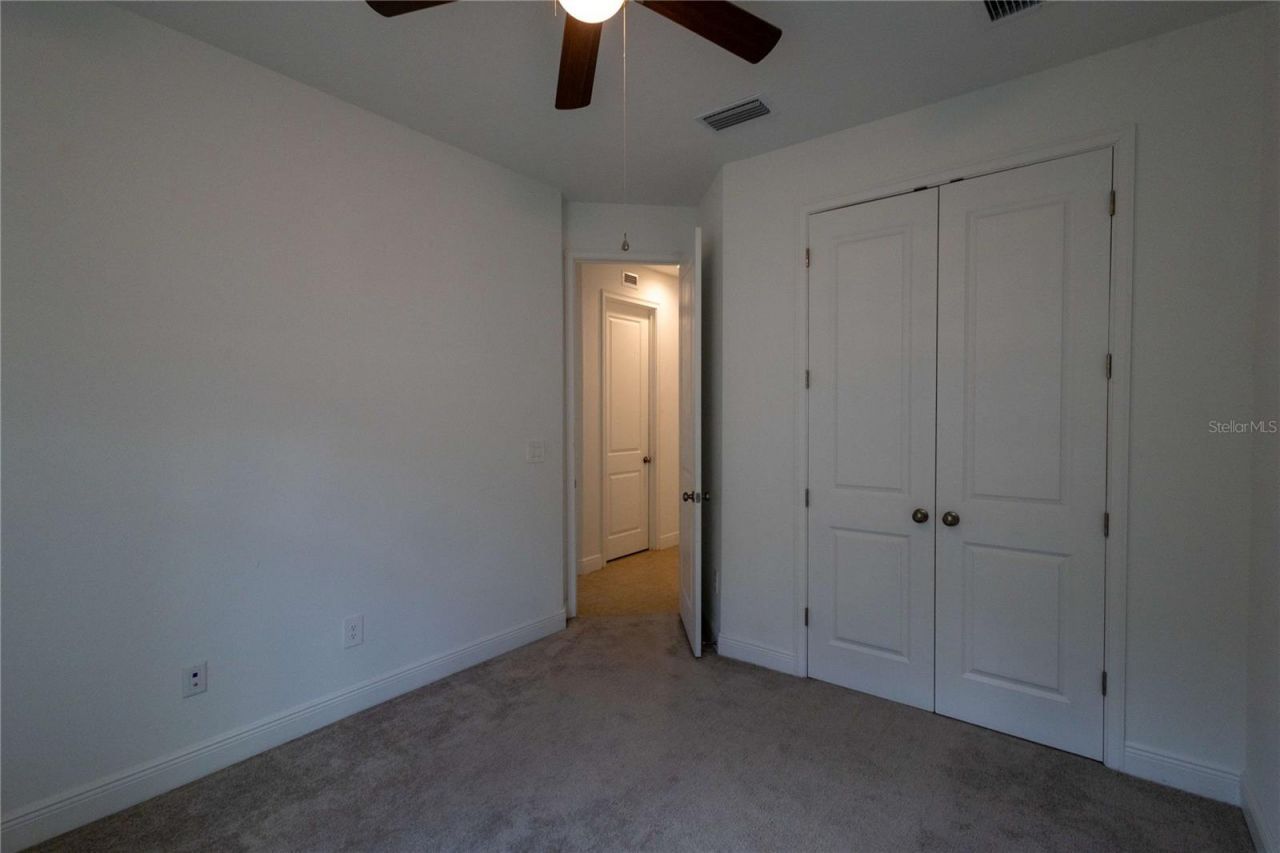 1214 Florablu Drive, Seffner, FL 33584 Photo