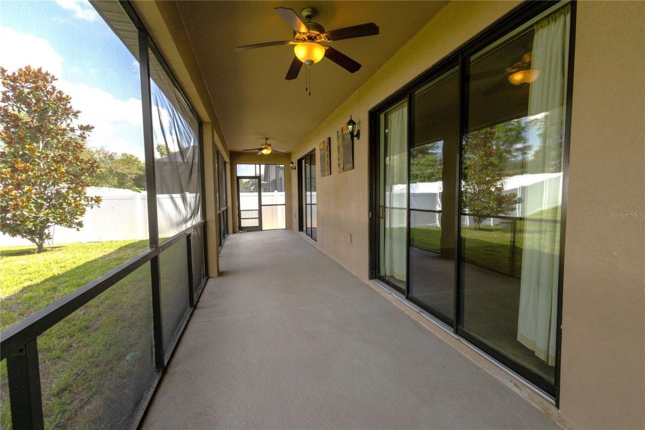 1214 Florablu Drive, Seffner, FL 33584 Photo