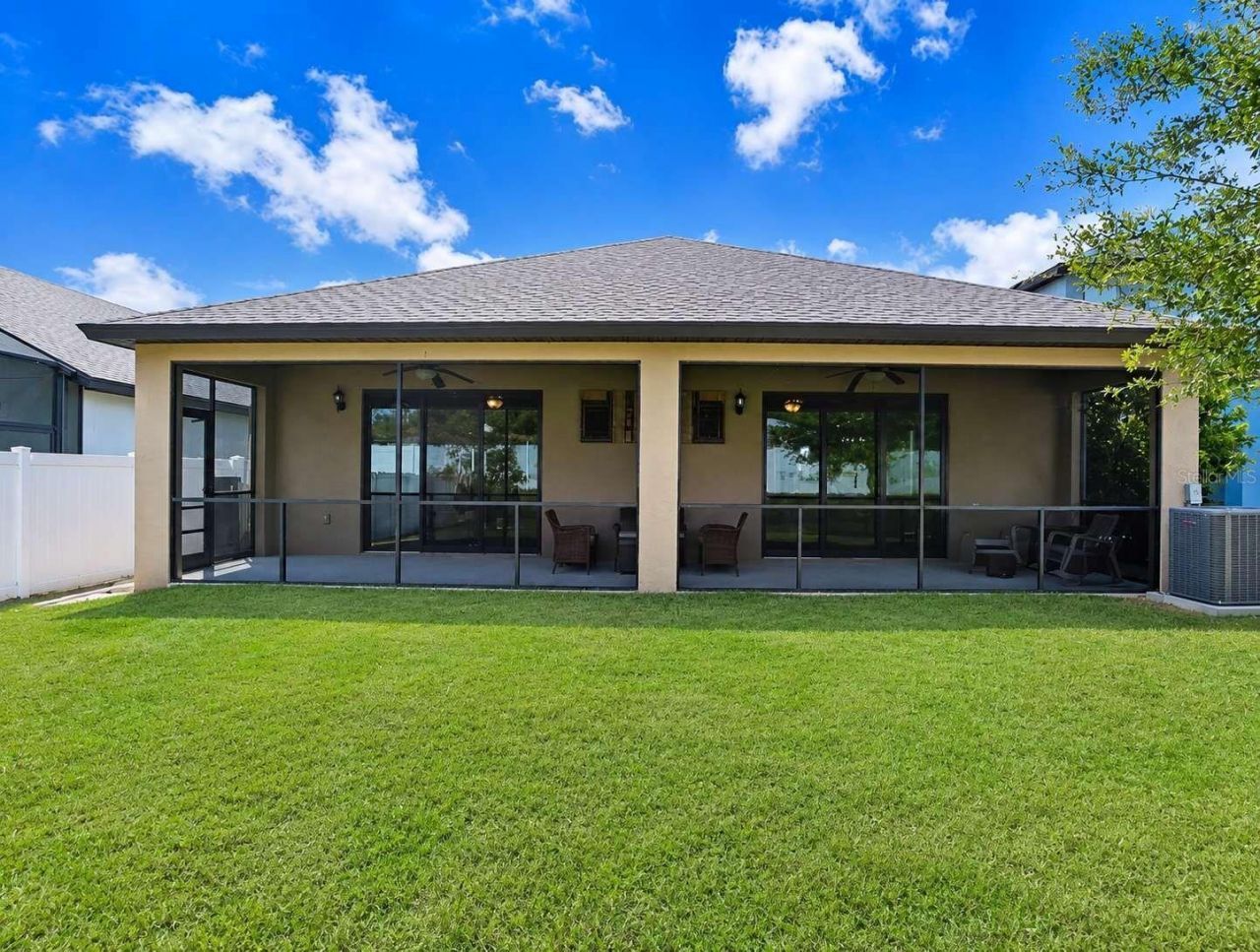 1214 Florablu Drive, Seffner, FL 33584 Photo