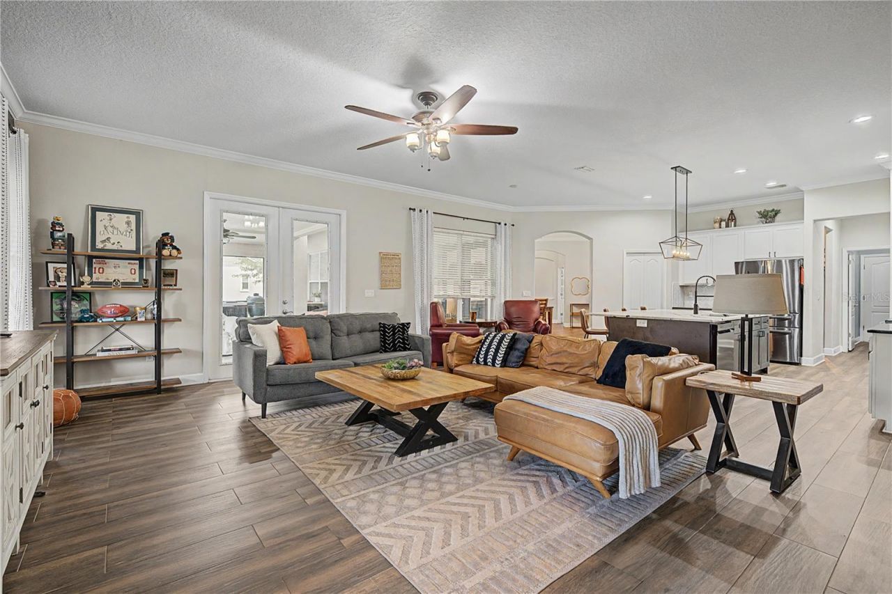 13134 Done Groven Drive, Dover, FL 33527 Photo