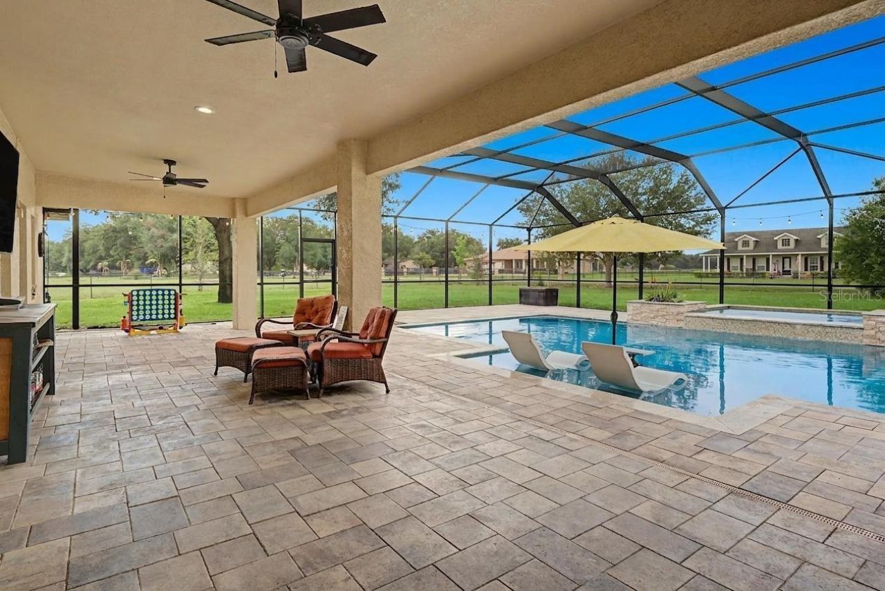 13134 Done Groven Drive, Dover, FL 33527 Photo
