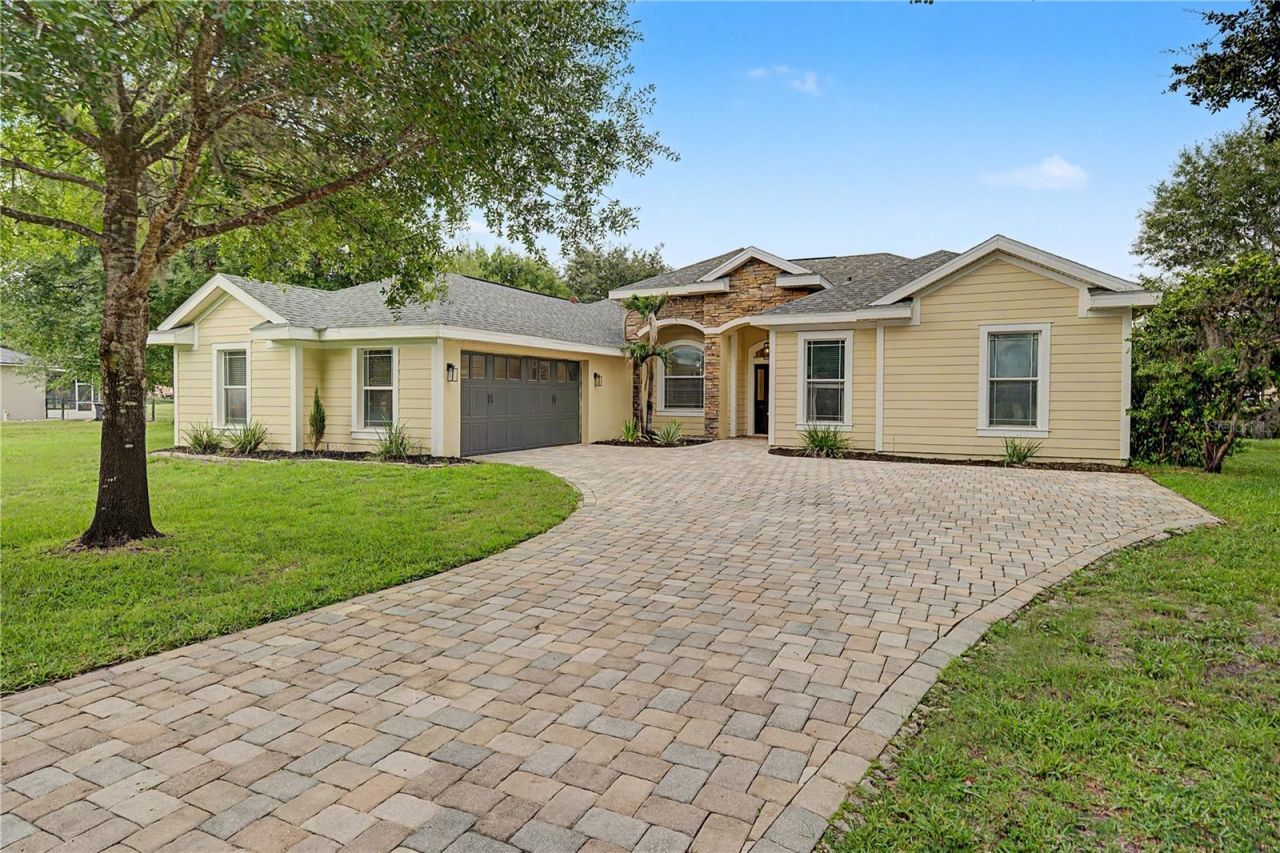 13134 Done Groven Drive, Dover, FL 33527 Photo