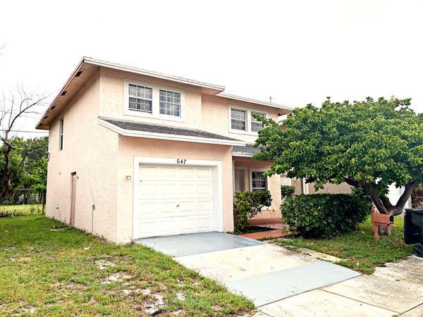 647 Latona Avenue, Lake Worth Beach, FL 33460