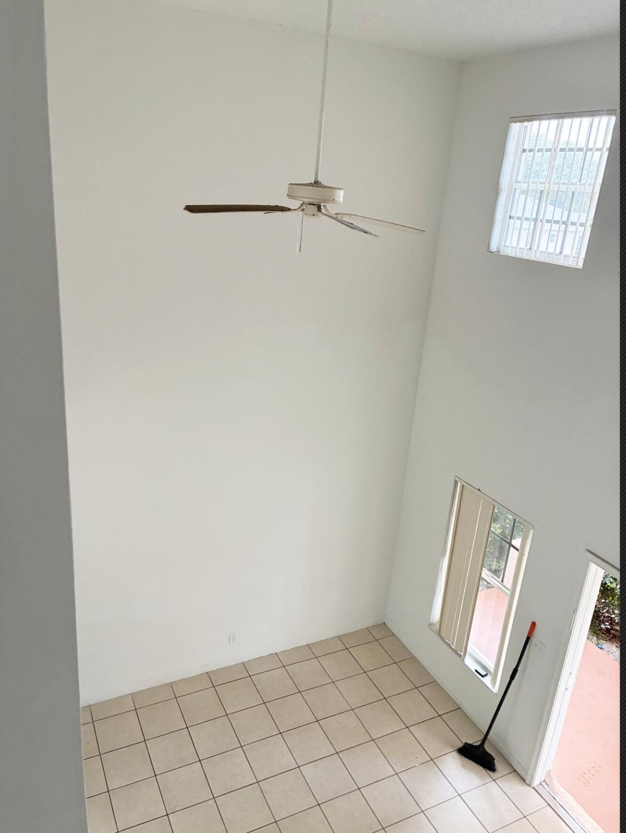 647 Latona Avenue, Lake Worth Beach, FL 33460 Photo
