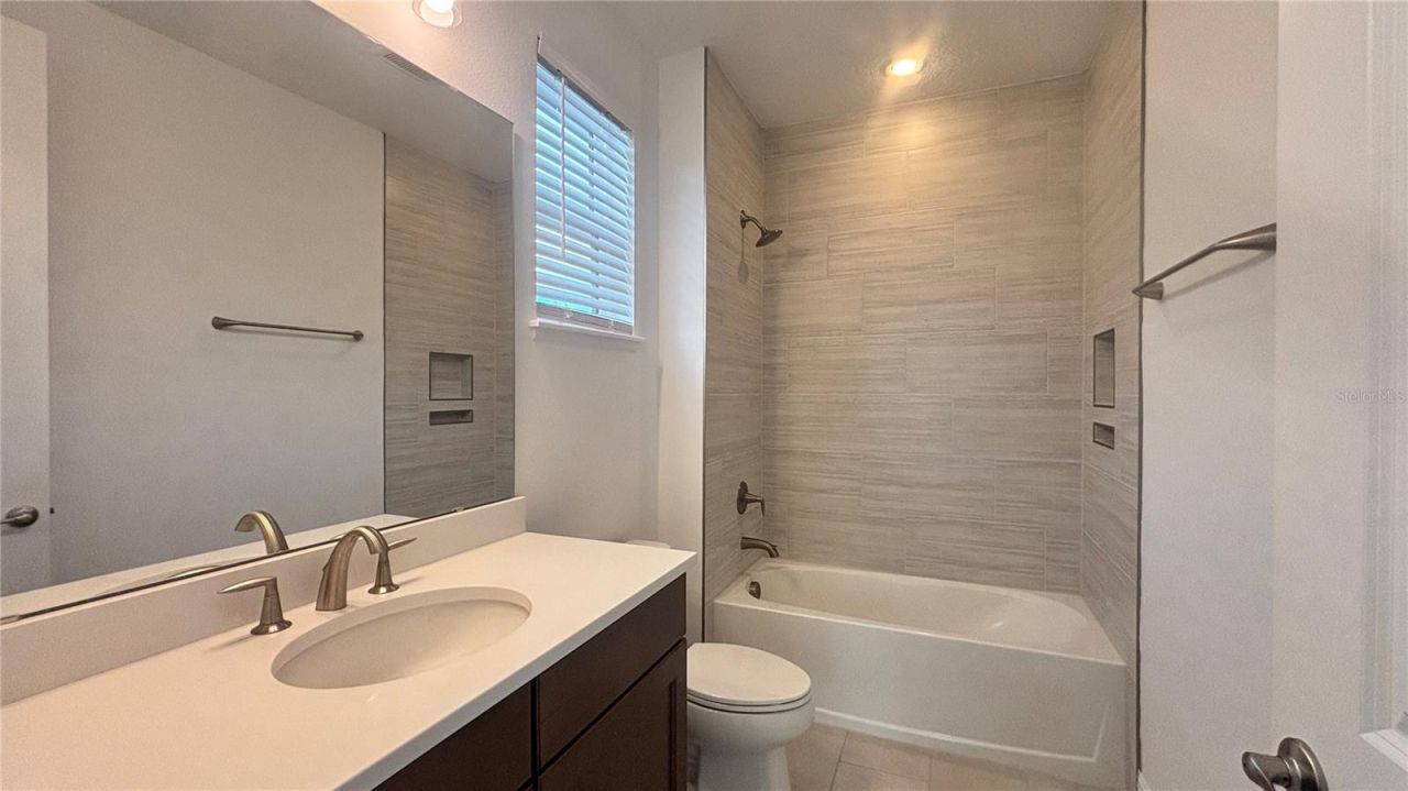 9233 Santorini Drive, Orlando, FL 32827 Photo