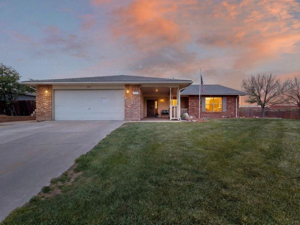 2667 Withington Peak Drive NE, Rio Rancho, NM 87144