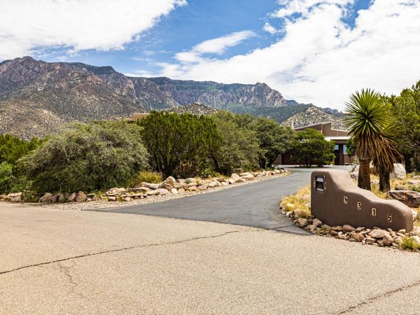 315 Big Horn Ridge Drive NE, Albuquerque, NM 87122