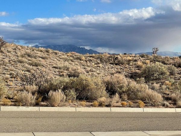 1712 Meadows Point Pl NE , Rio Rancho, NM 87144