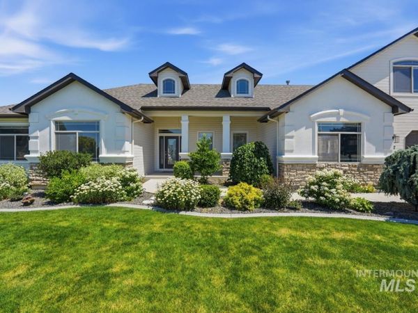 22 N Burlington Dr, Nampa, ID 83687