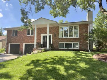 4723 Kirkwood Drive, Lincoln, NE 68516