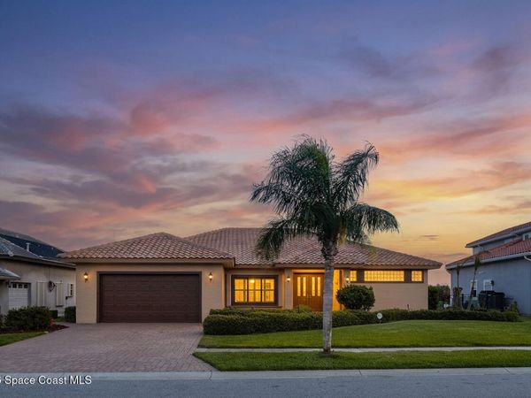 1941 Sykes Creek Drive , Merritt Island, FL 32953