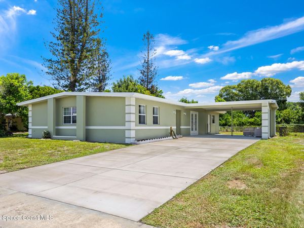 777 James Circle NE , Palm Bay, FL 32905