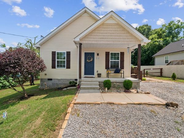 717 Marshall St , Lewisburg, TN 37091