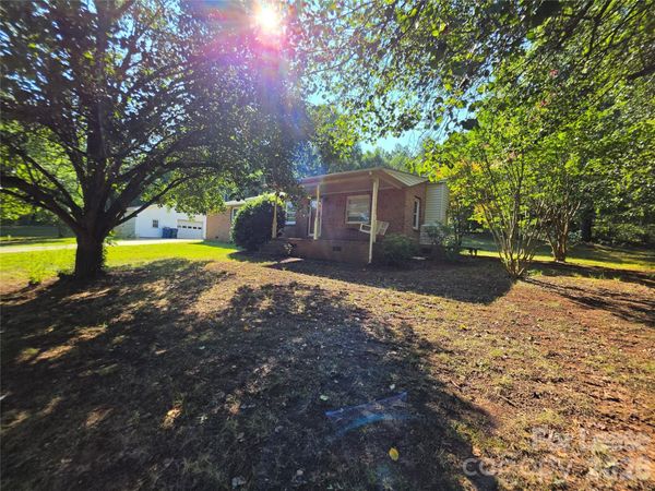 5291 E Bandys Crossroad Road, Catawba, NC 28609