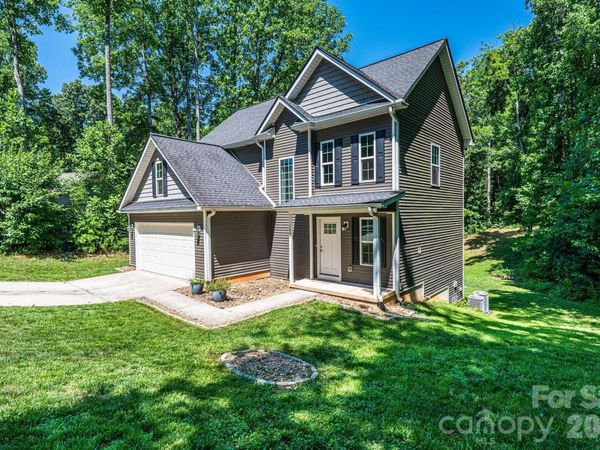 3605 Still Knoll Lane , Sherrills Ford, NC 28673