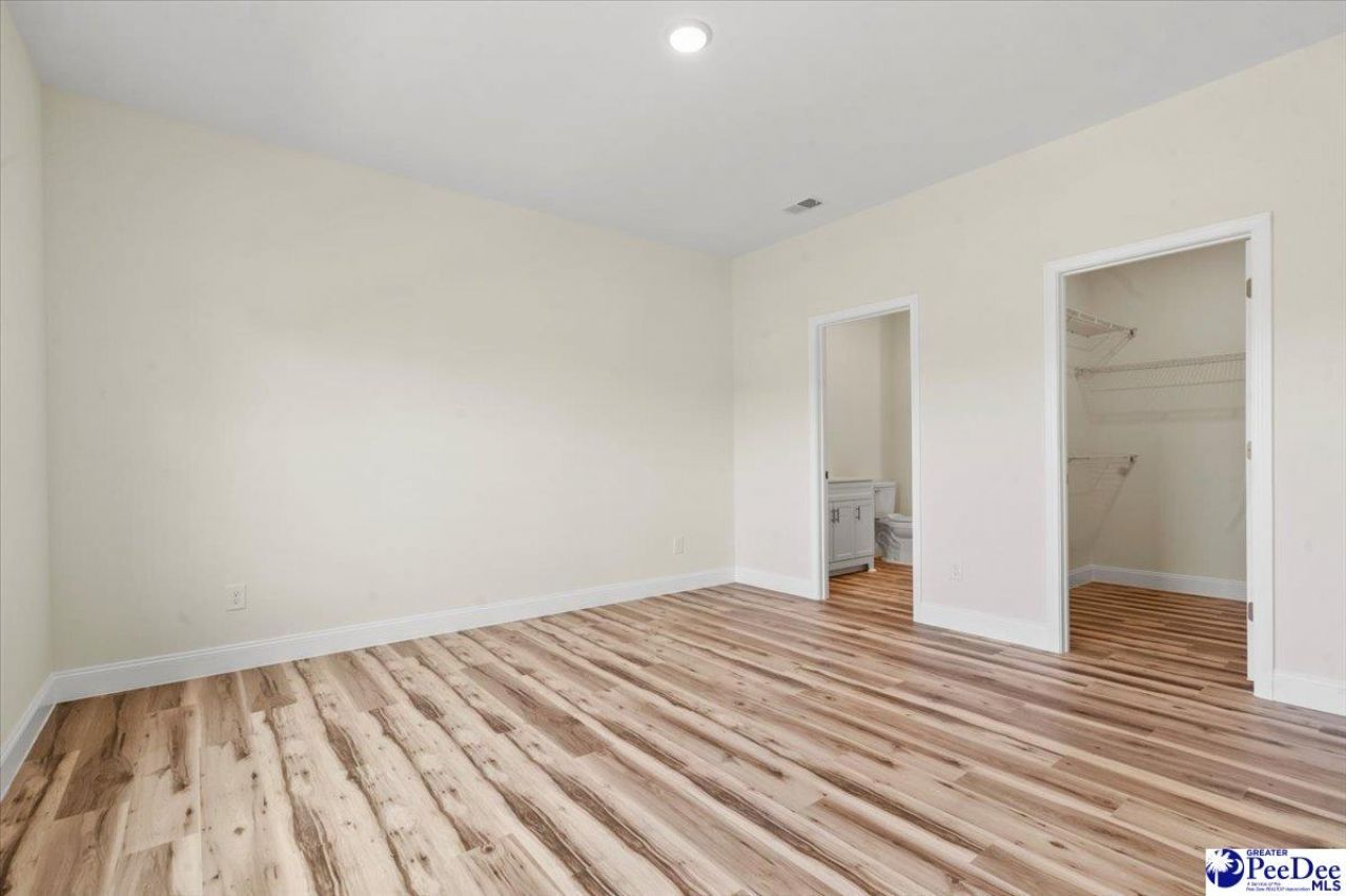 1503 E Home Avenue Photo 16