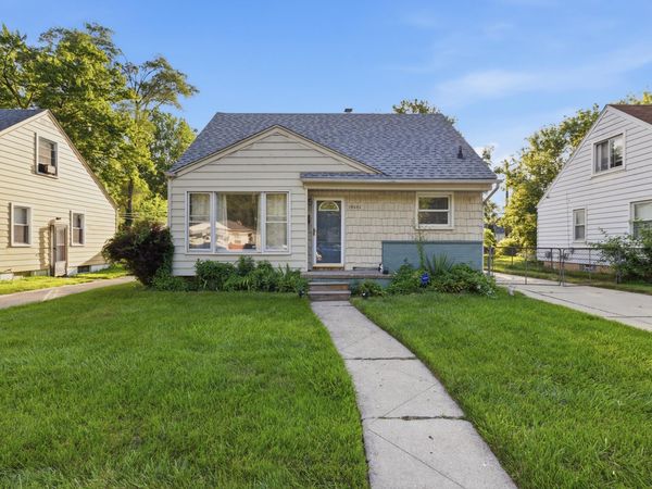 19353 Denby Street, Redford, MI 48240