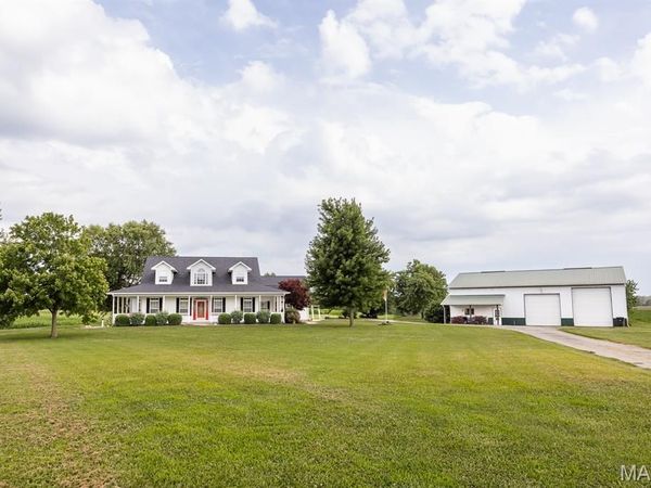 14218 Schuster Road, Pocahontas, IL 62275