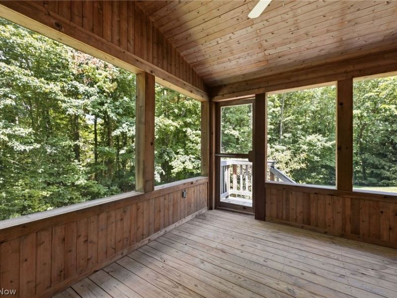 9305 Roryanna Drive , Chardon, OH 44024 Photo 34