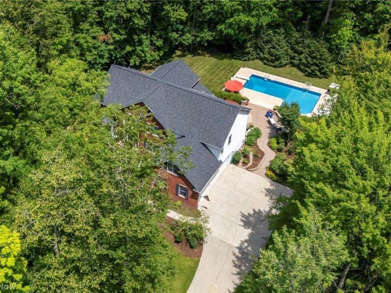 9305 Roryanna Drive , Chardon, OH 44024 Photo 49