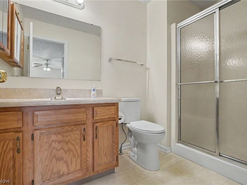 3196 Mariners Island Drive NW, Canton, OH 44708 Photo 12