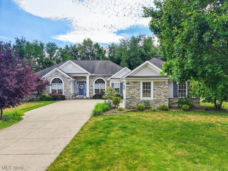 2211 Meadowsweet Lane, Streetsboro, OH 44241 Photo 1