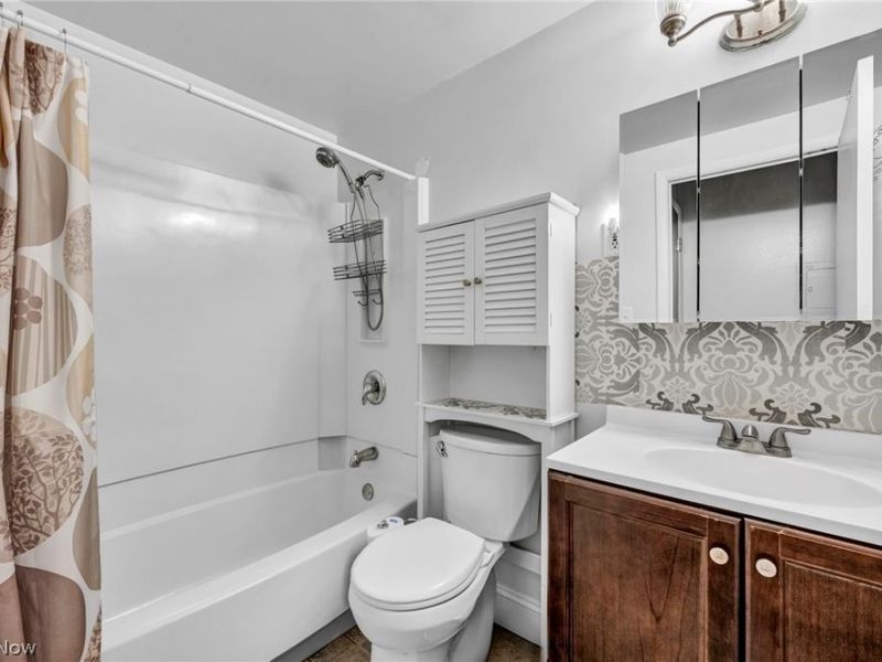 23855 David Drive, Unit 117, North Olmsted, OH 44070 Photo 18