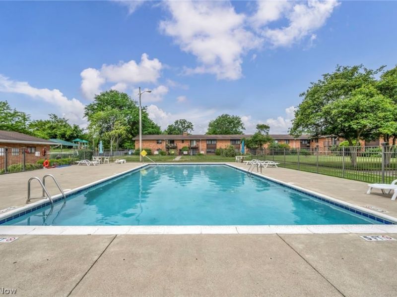 23855 David Drive, Unit 117, North Olmsted, OH 44070 Photo 35