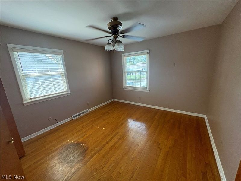 230 E Dresden Avenue, Akron, OH 44301 Photo 11