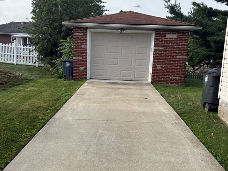 230 E Dresden Avenue, Akron, OH 44301 Photo 19