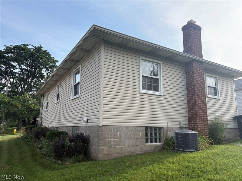 230 E Dresden Avenue, Akron, OH 44301 Photo 21