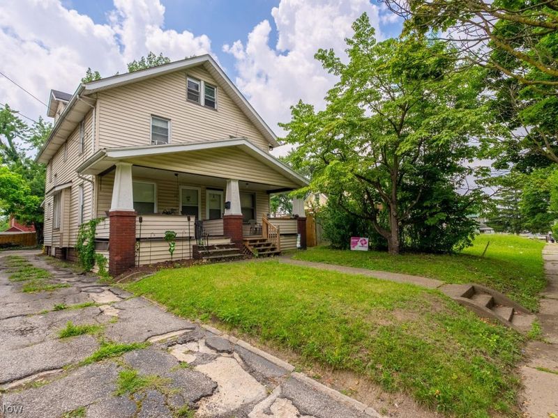 42-44 E Archwood Avenue, Akron, OH 44301 Photo 3