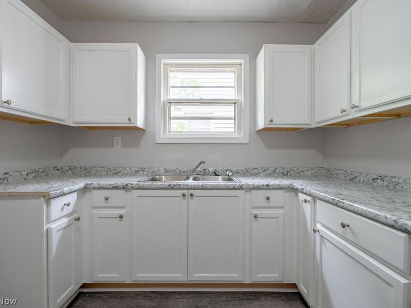 46-48 E Archwood Avenue, Akron, OH 44301 Photo 18