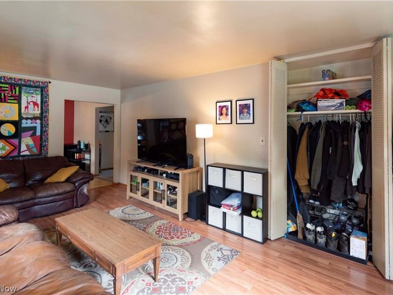 400 Baldwin Road, Akron, OH 44312 Photo 7