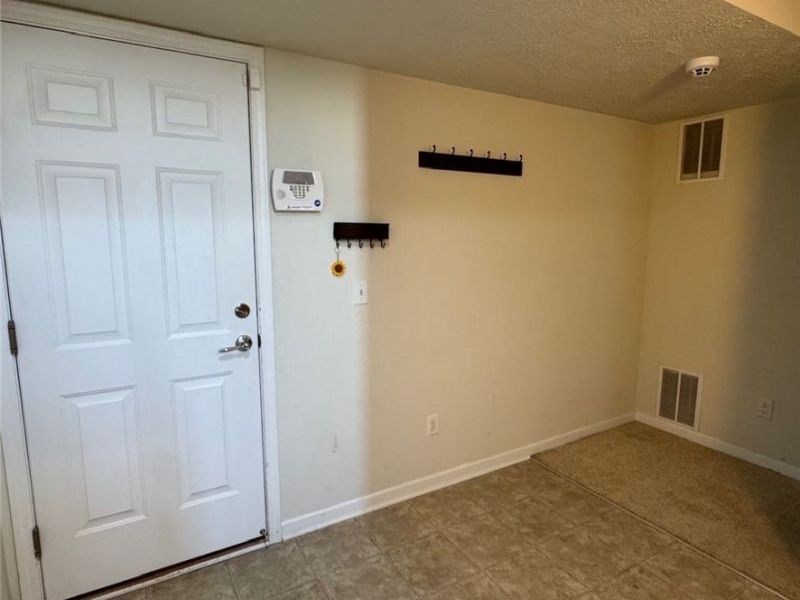393 Caleb Drive , Akron, OH 44321 Photo 25