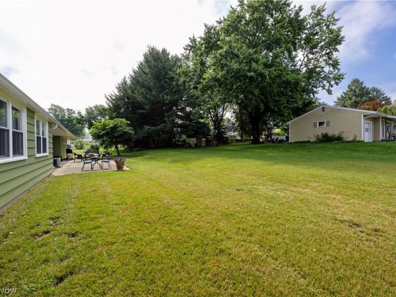 530 E Paradise Street, Orrville, OH 44667 Photo 27