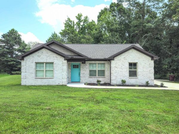 20300 Looney Road, Athens, AL 35613