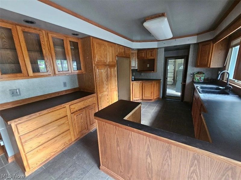 1576 Hammel Street, Akron, OH 44306 Photo 4