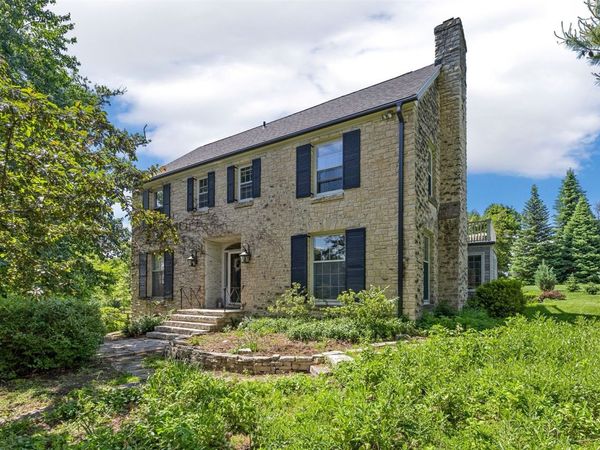 2168 Linden Drive SE, Cedar Rapids, IA 52403