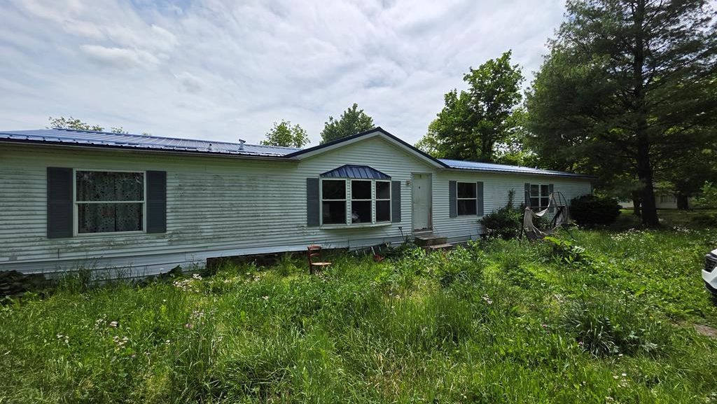 1484 Camelin Hill Road, Chillicothe, OH 45601 Main Photo