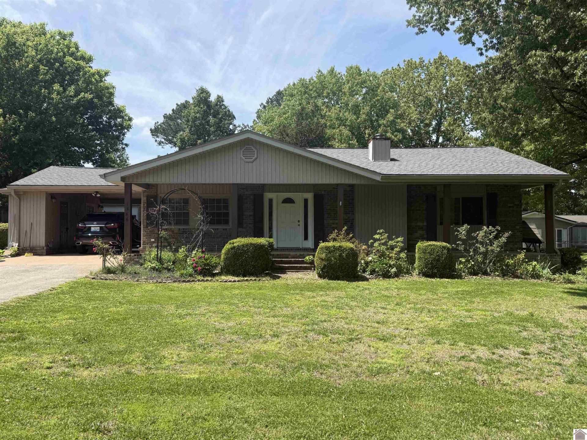 1366 Scottsdale Drive, Benton, KY 42025 Main Photo