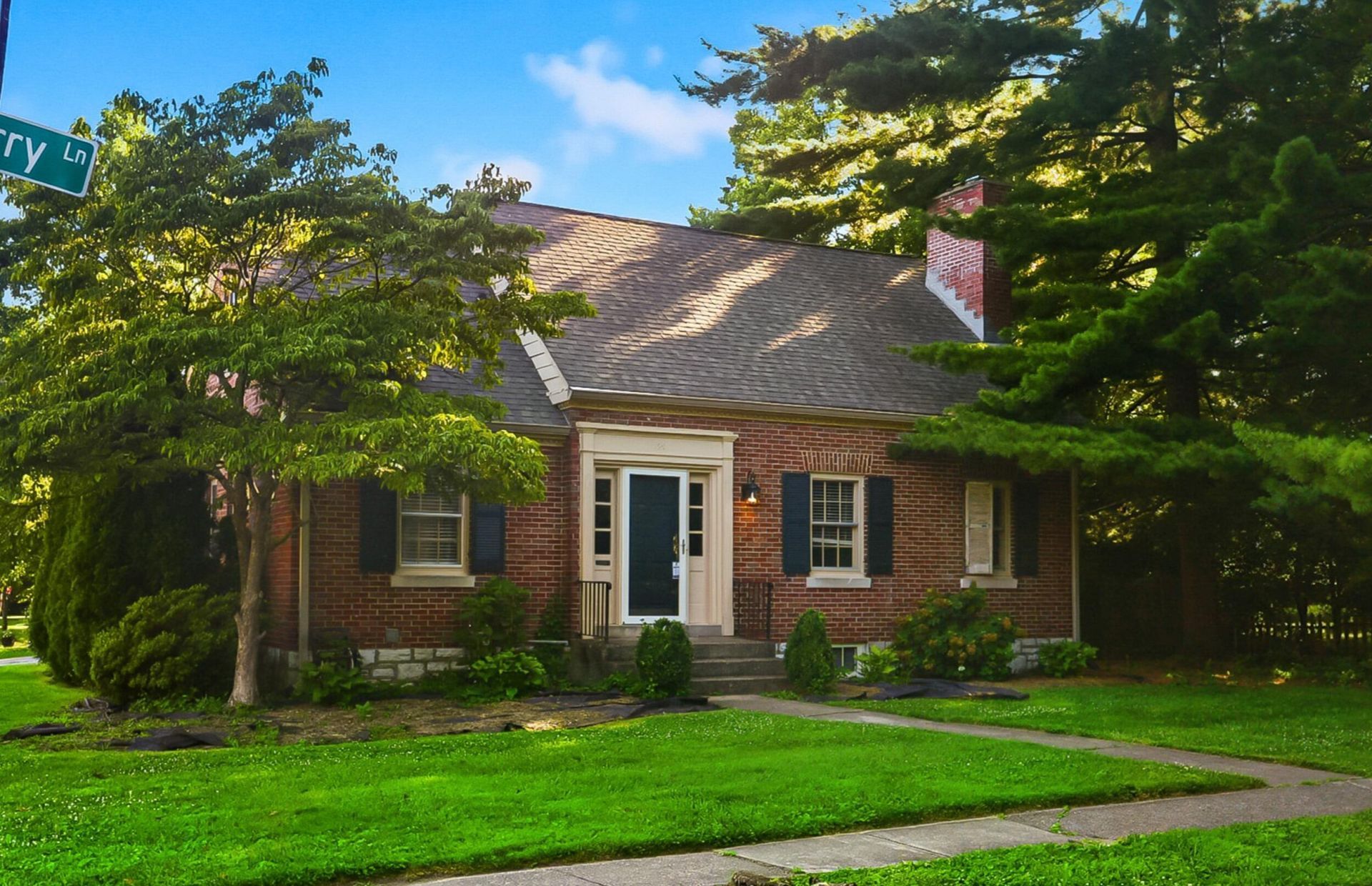 129 Barberry Lane, Lexington, KY 40503 Main Photo