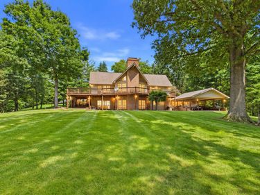 897 Summit Point, Cadiz, KY 42211