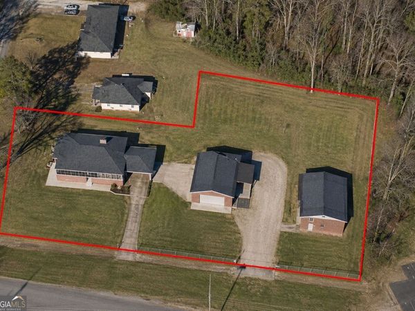 5656 Handley Boulevard, Morrow, GA 30260