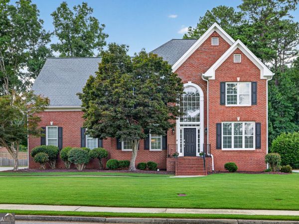 5307 Candleberry Drive SW, Lilburn, GA 30047