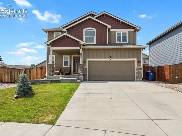 6832 Galpin Drive, Colorado Springs, CO 80925