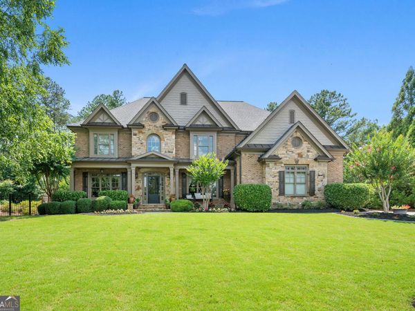 125 Ridge View Court, Acworth, GA 30101